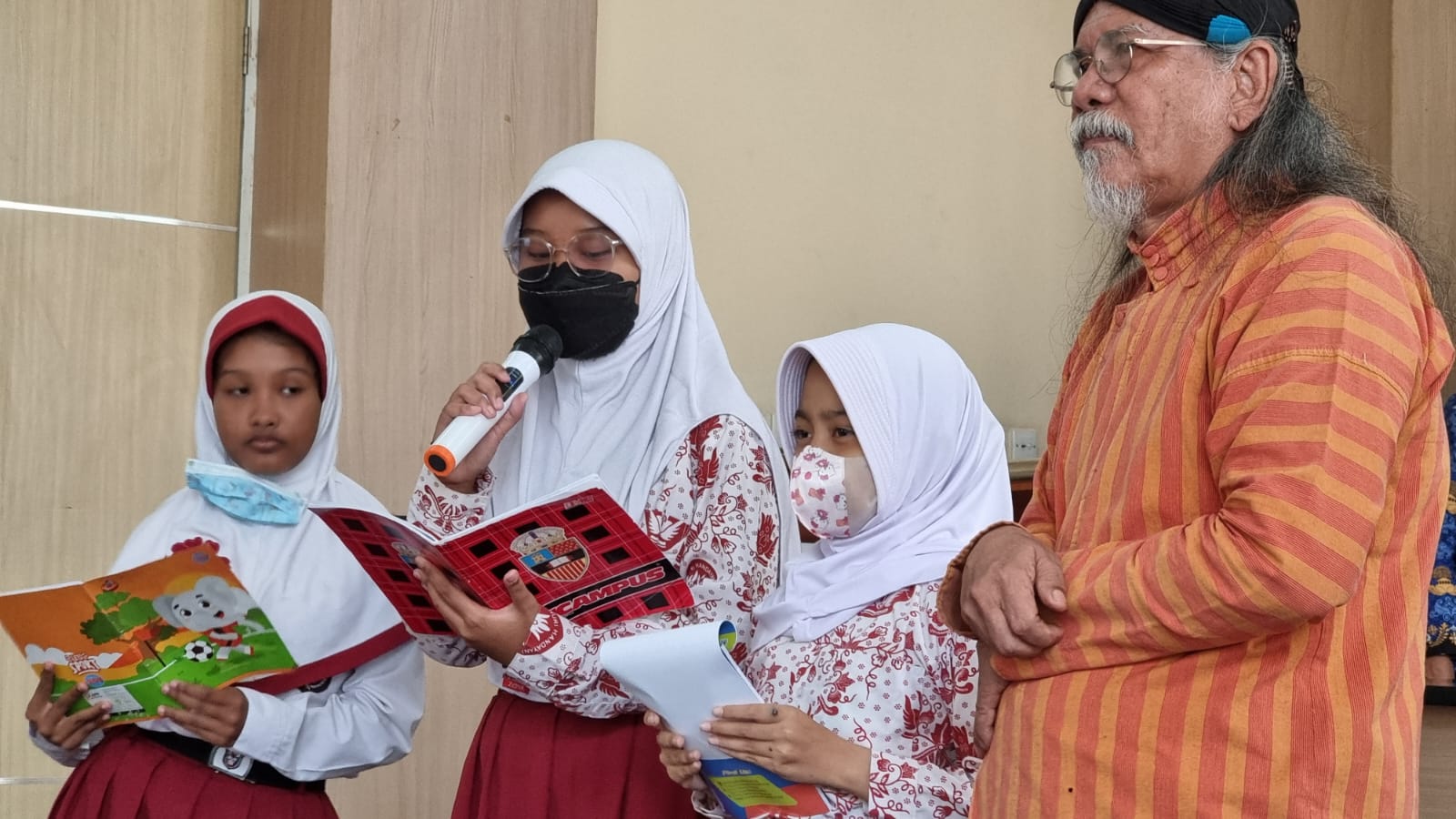 Menelusuri Jejak Literasi (Si Jali) Workshop Series Sastra Puisi